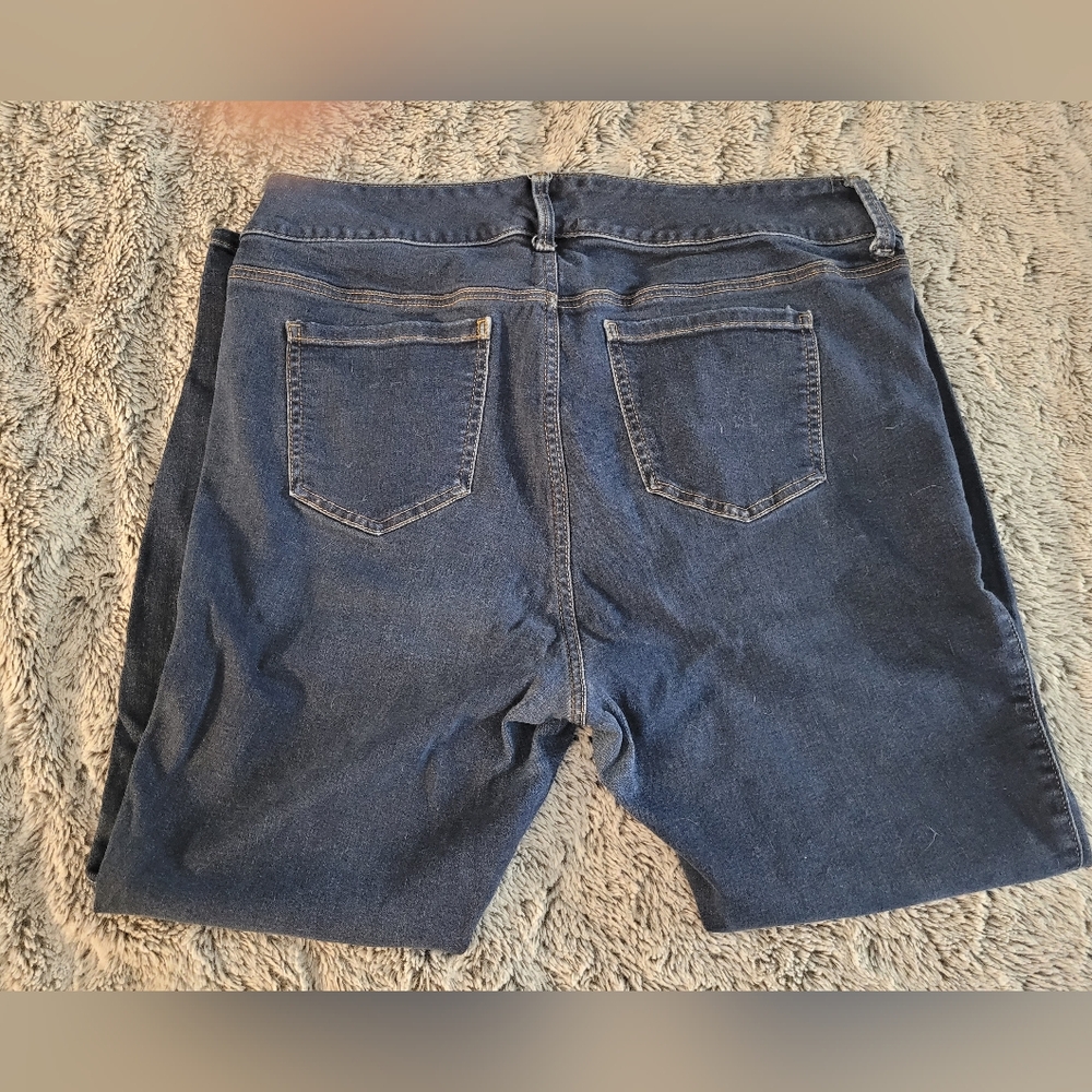 Jeans - Picture 3 of 3